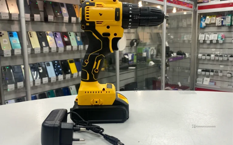 Дрель-шуруповёрт DeWalt р. 1 АКБ З/У