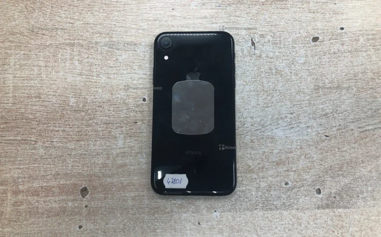 Apple IPhone XR 64 gb.