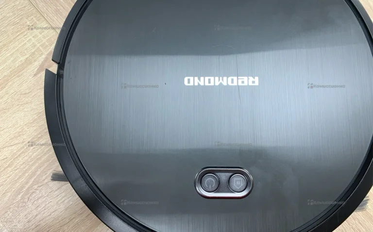 Робот-пылесос Redmond RV-R650S