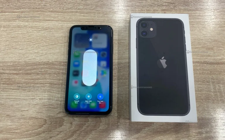 Apple iPhone 11 4/64 ГБ