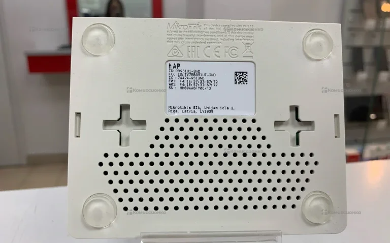 Wi-Fi роутер MIKROTIK hAP (RB951U1-2nD)
