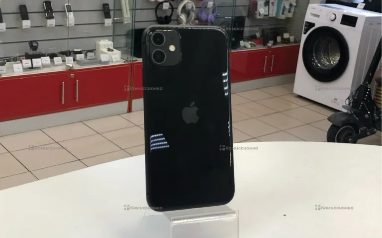 Apple iPhone 11 4/64 ГБ