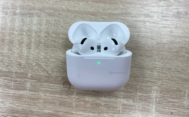 AirPods 4