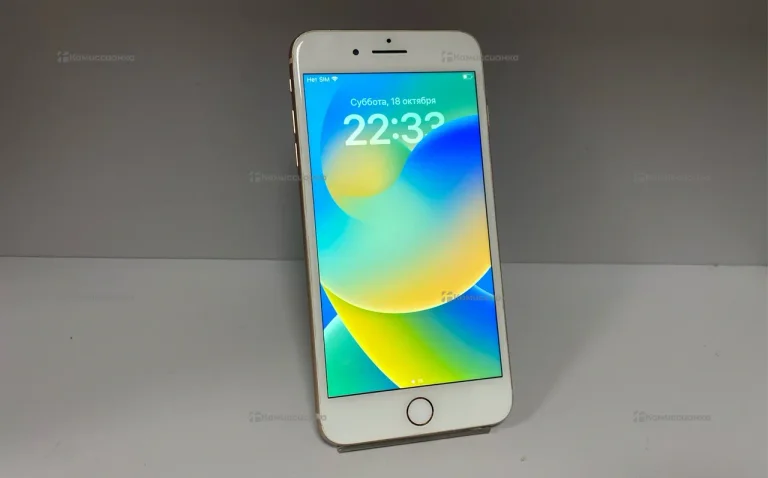 Apple iPhone 8 Plus 3/64 ГБ
