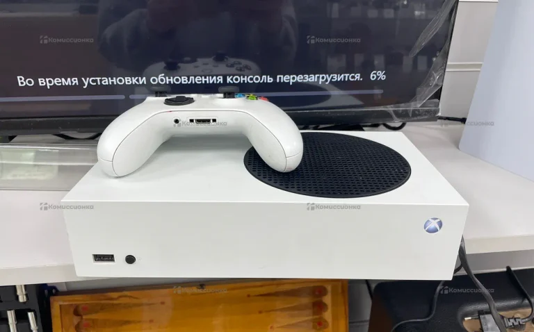 Приставка Xbox series s 512gb.