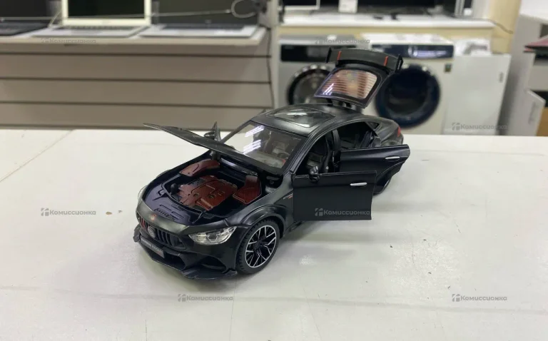 Машинка металлическая Mercedes Benz AMG GT-R BRABUS Coupe черный матовый, масштаб 1:24, длина 21 см., свет и звук, открываются д