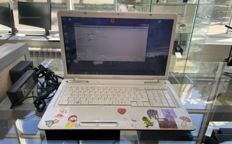 Ноутбук  Toshiba L775-A12