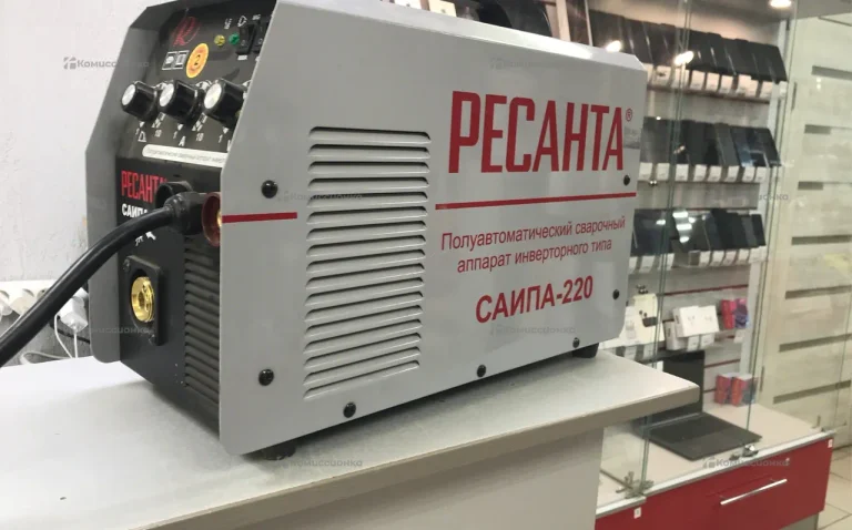 Сварочный аппарат РЕСАНТА САИПА-220