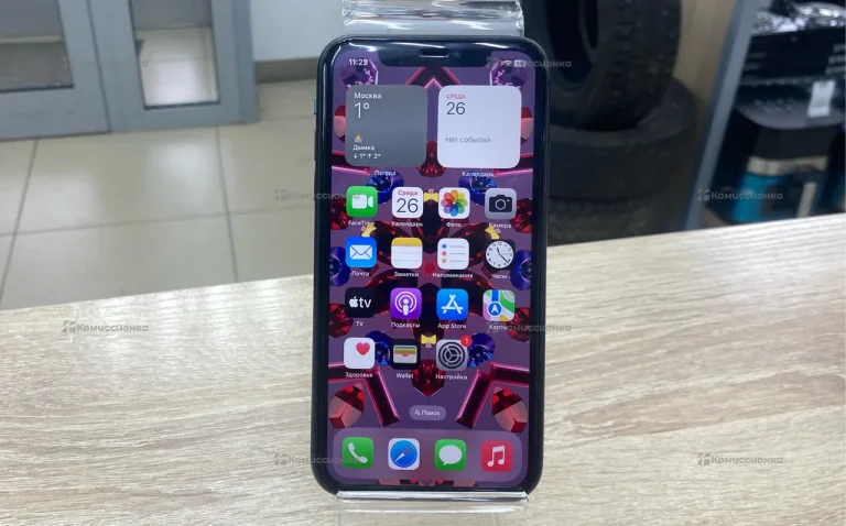 Apple iPhone 11 4/64 ГБ