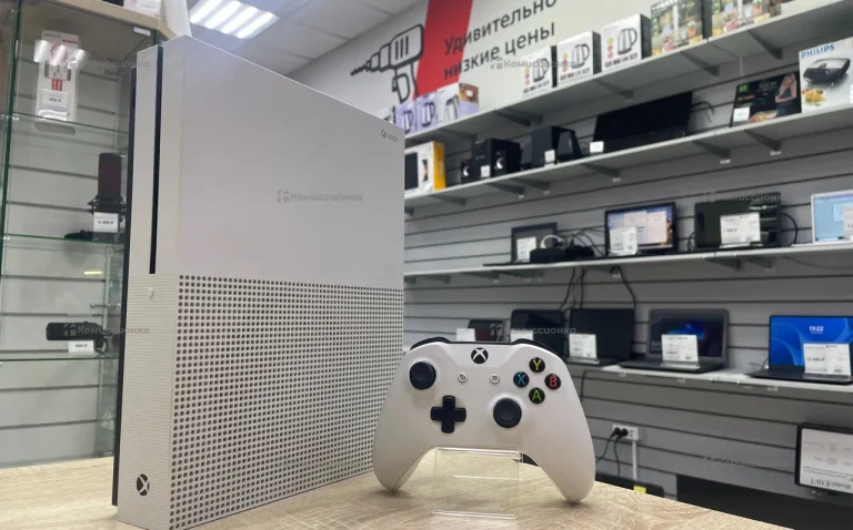 Приставка Xbox One S 500 ГБ