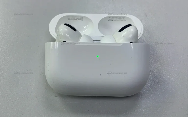 Наушники  Apple AirPods Pro