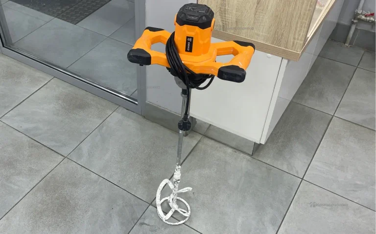 Миксер строительный сетевой DKM1700