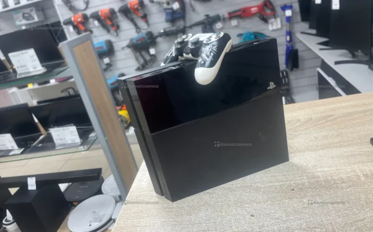 Приставка Sony PlayStation 4 Fat 500гб