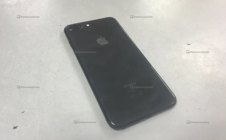 Apple iPhone 8 Plus 3/64 ГБ