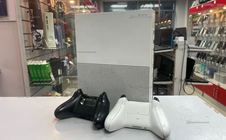 Приставка Xbox One S 500 ГБ