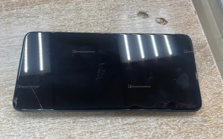 Fly P670