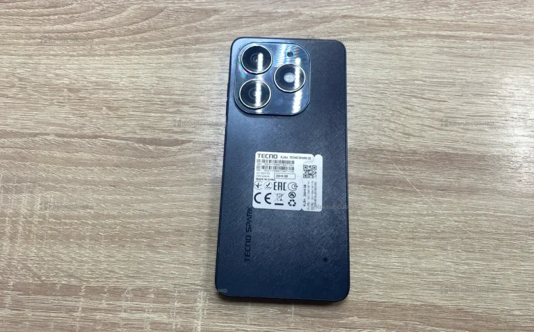 Tecno Spark 30 8/256 ГБ
