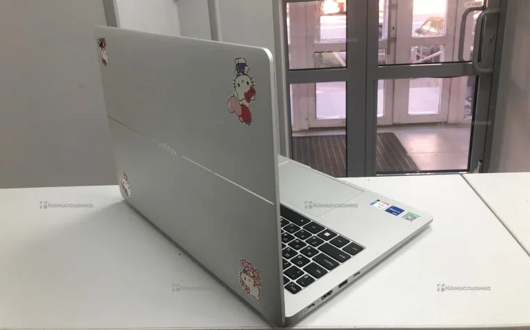 Ноутбук  infinix y4 max