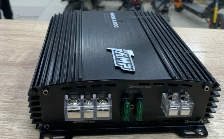 Усилитель  AMP mass 1.600