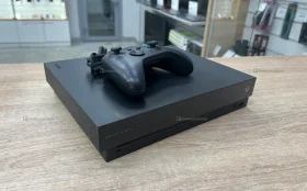 Купить Игровая приставка Xbox One X б/у , в Челябинск Цена:13900рублей
