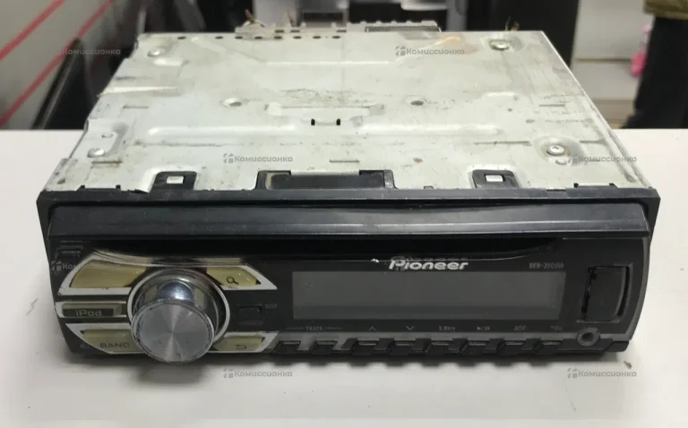 Автомагнитола  Pioneer DEH-1500UB