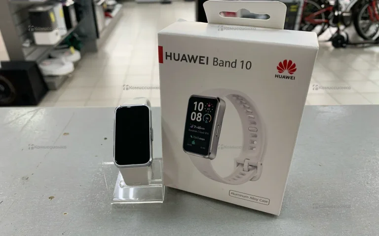 Часы  Huawei band 10
