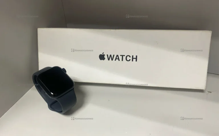 Часы  Apple Watch SE gen 2 40mm