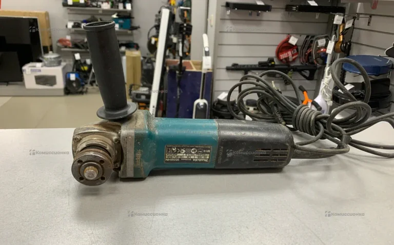 УШМ Makita 9558HNR