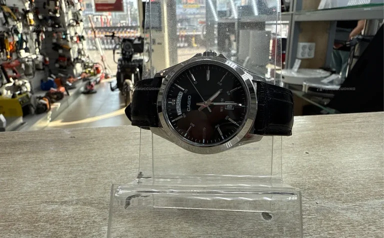 Часы  Casio