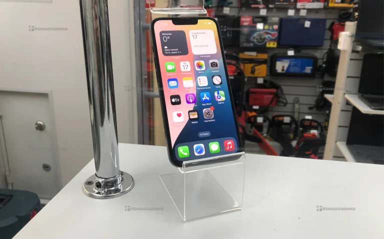 Apple iPhone 13 4/128 ГБ