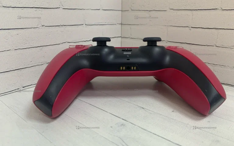 джойстик PS5.