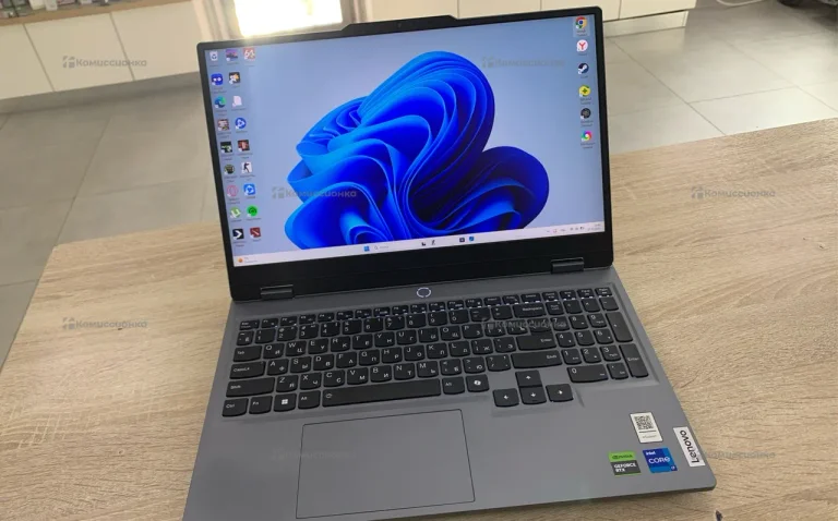 Ноутбук  Lenovo LOQ 15IRX9