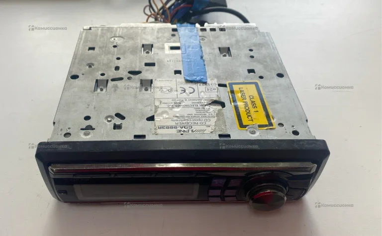 Автомагнитола  Alpine CDA-9883R