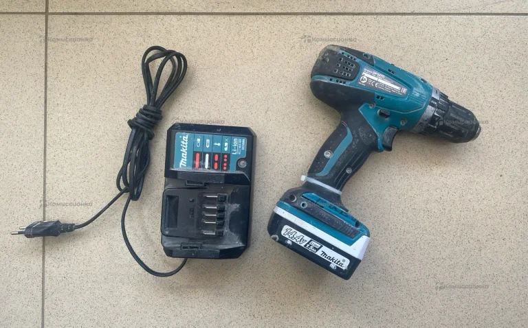 Дрель-шуруповерт makita DF347D