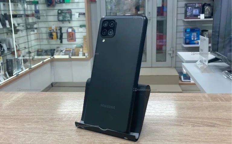 Samsung Galaxy A12 3/32 ГБ