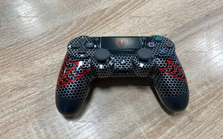 PS4. Джойстик.