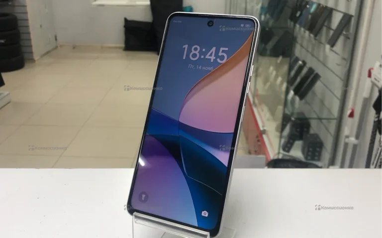 Tecno Spark 30 8/128 ГБ