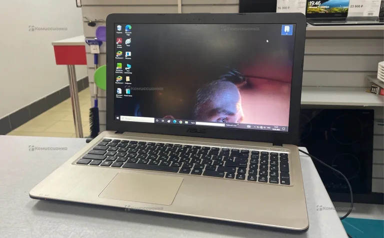 Ноутбук  asus x540y