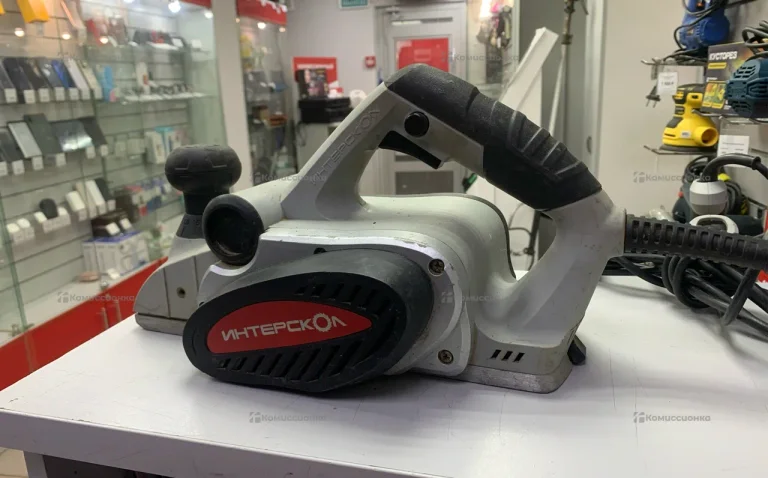 Электрорубанок Интерскол Р-102/1100ЭМ