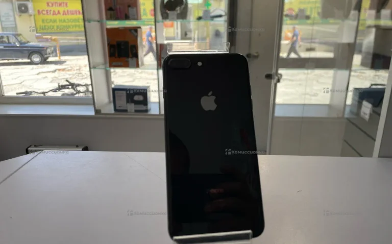 Apple Apple 8 plus 64