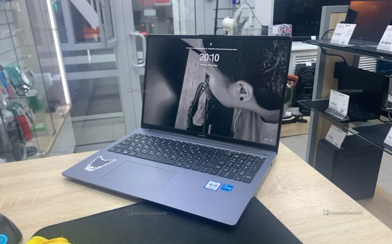 Ноутбук  HUAWEI Intel Core i3-1215U