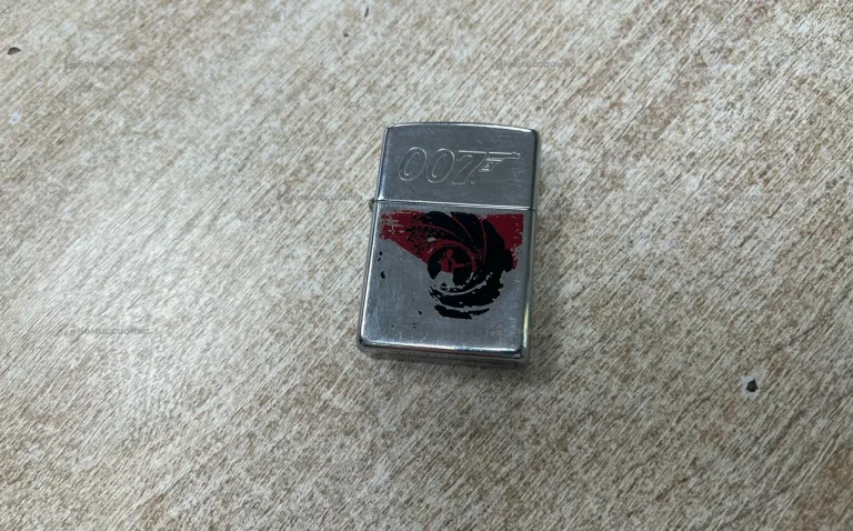 Зажигалка zippo