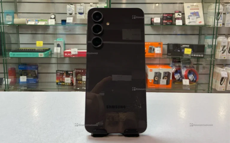 Samsung Galaxy S24 FE 8/256 ГБ