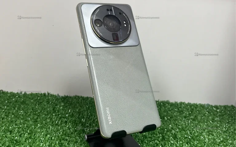 Xiaomi 12S Ultra 12/256 ГБ