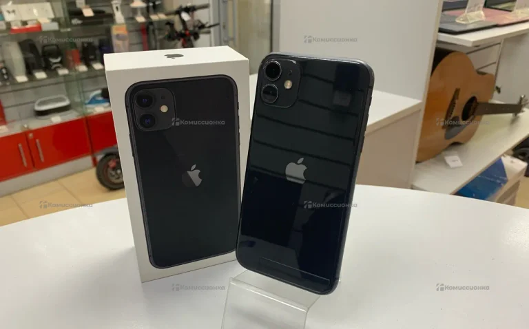 Apple iPhone 11 4/64 ГБ