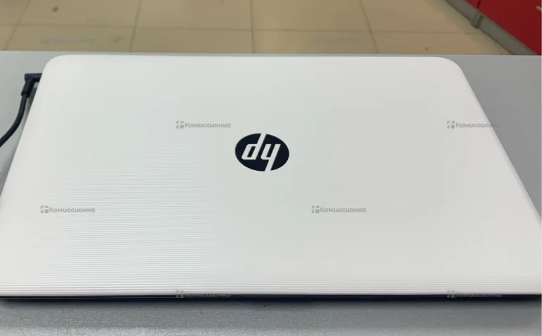 Ноутбук HP Notebook 15-ba502ur