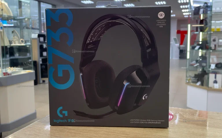 Наушники Logitech G733
