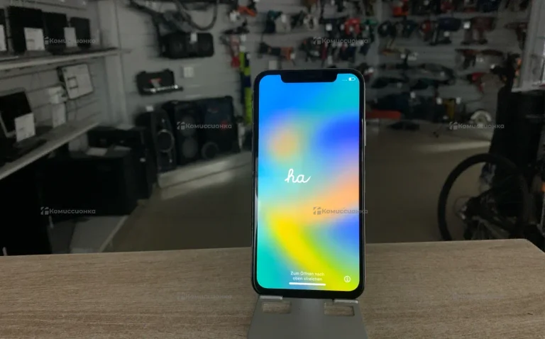 Apple iPhone X 64ГБ