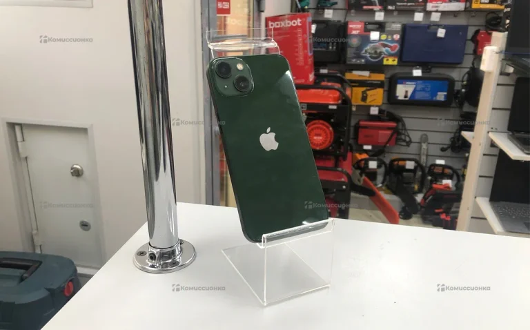 Apple iPhone 13 4/128 ГБ