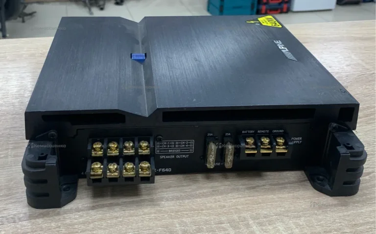 Усилитель   Alpine PMX-F640